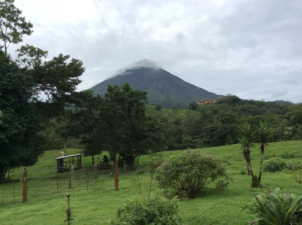 Hotel Cabinas Los Guayabos La Fortuna Zimmer foto