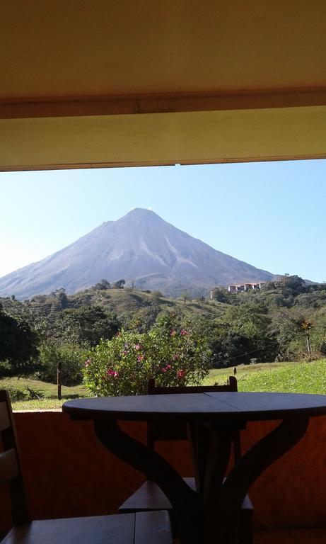 Hotel Cabinas Los Guayabos La Fortuna Exterior foto